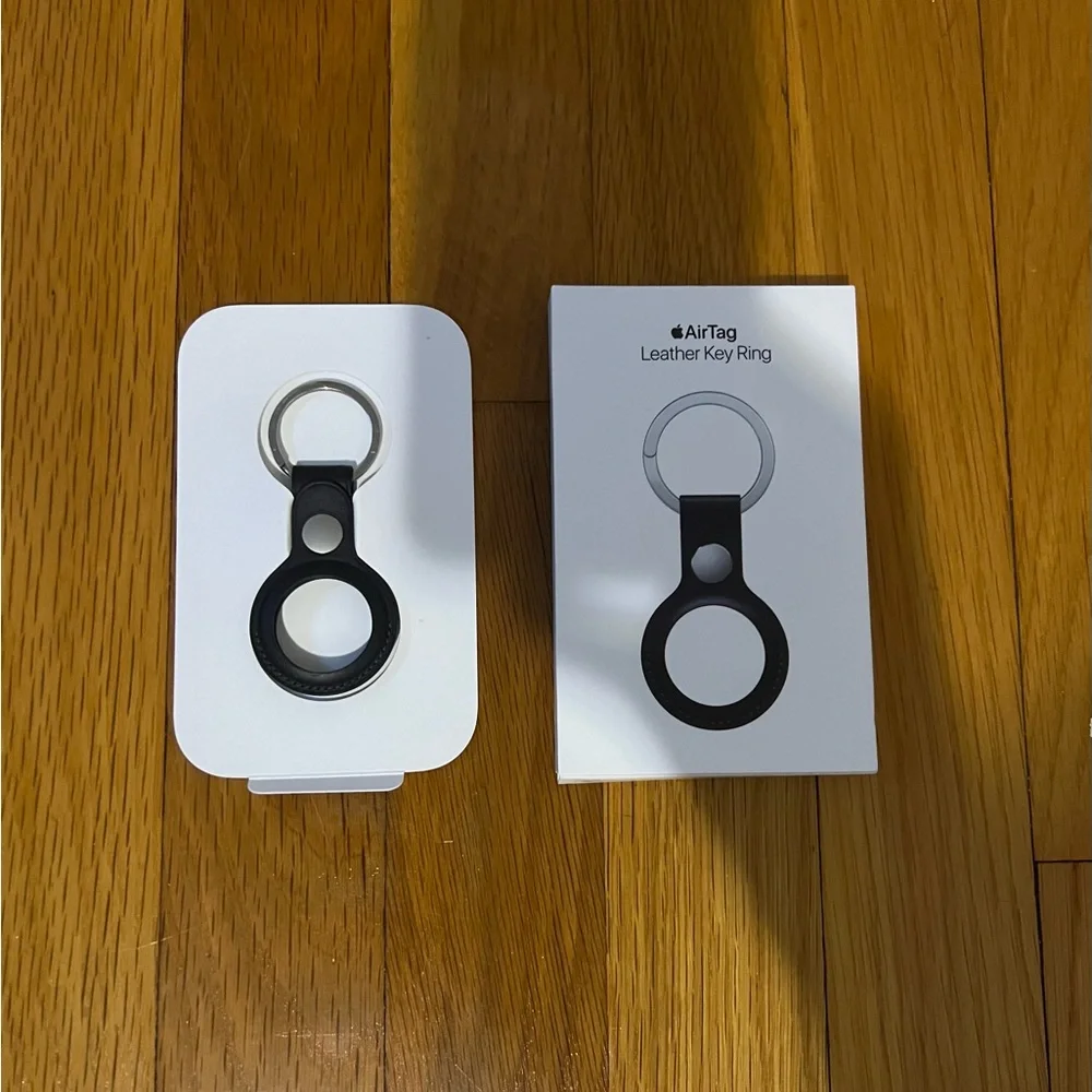 Apple AirTag FineWoven Key Ring